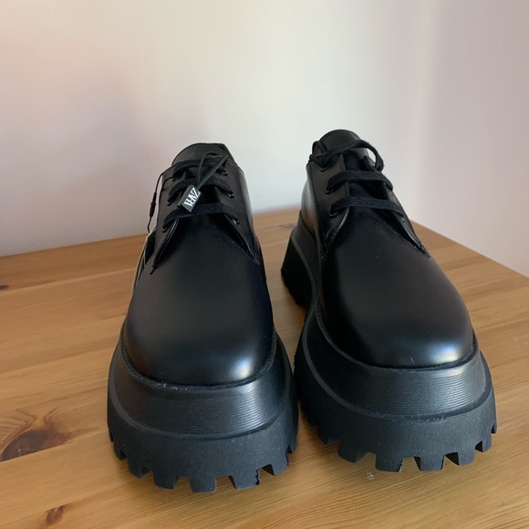 Zara Shoes - Picture 3 of 9